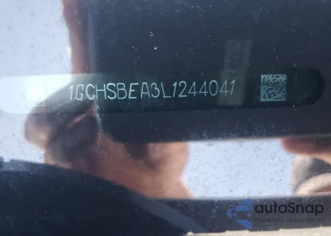 2020 Chevrolet Colorado from USA, damaged, VIN 1GCHSBEA3L1244041